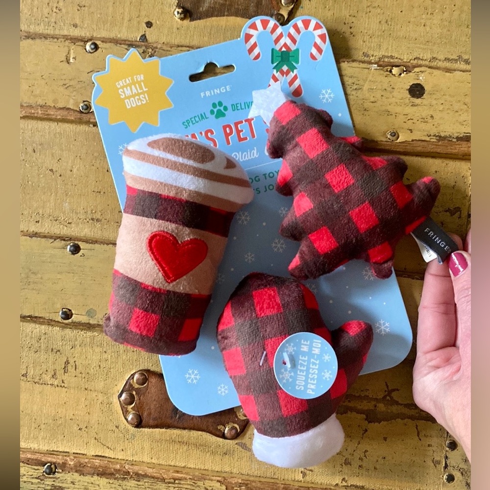 🎉❤️ HOST PICK❤️🎉BARKBOX DOG TOY SET🎄🐾🐶 HOLIDAY PLAID CHRISTMAS DOG TOYS NWT